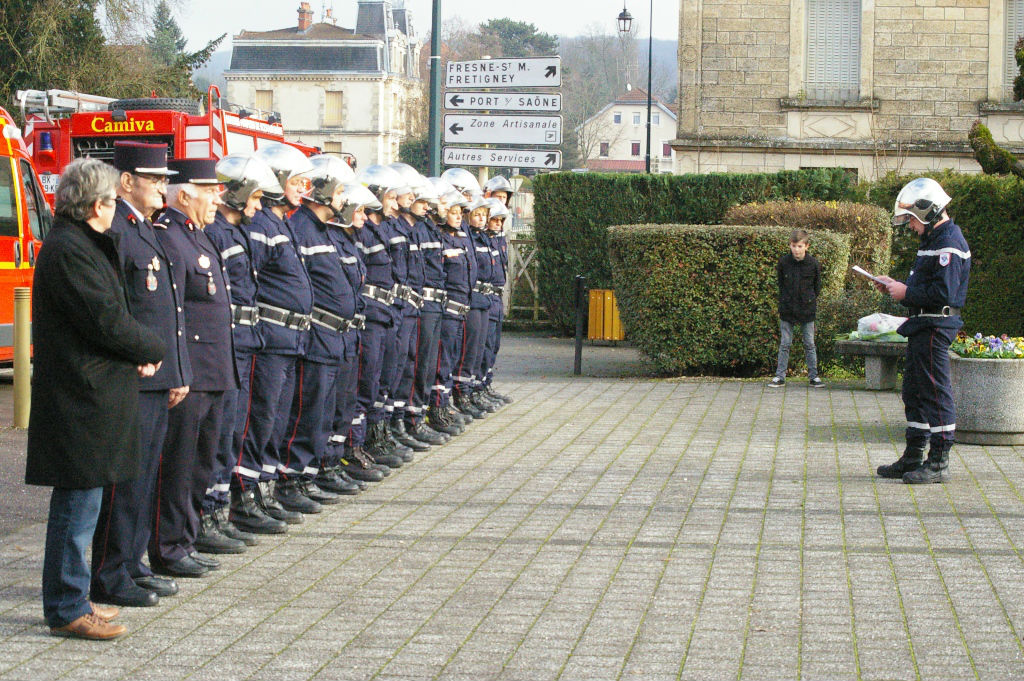 6 Dcembre 2015 - Homage aux pompiers dcds - 1